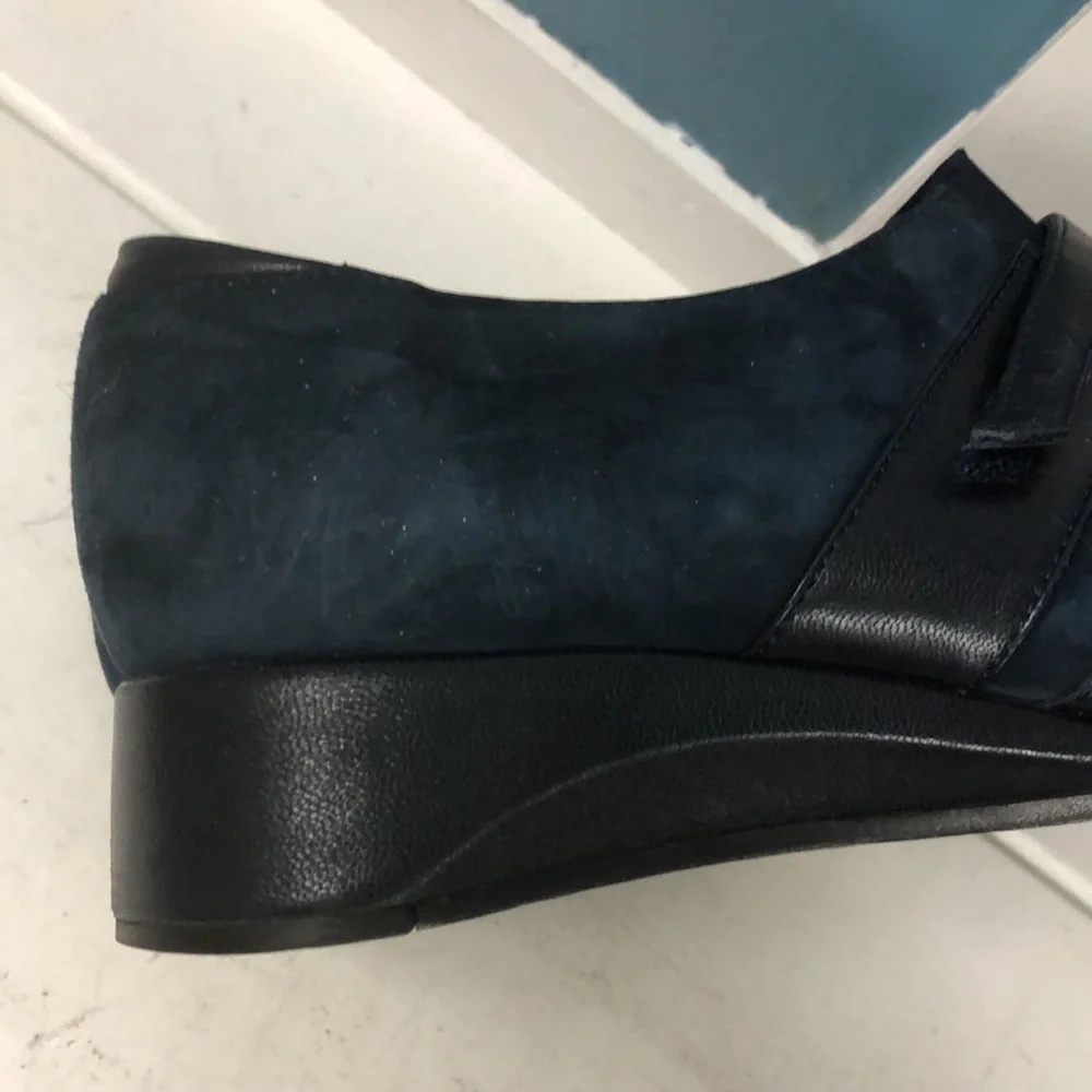 Rangoni vallenta navy blue leather‎ suede women’s size 8